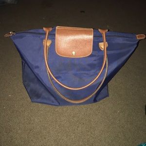 Navy blue long champ purse. Great condition.